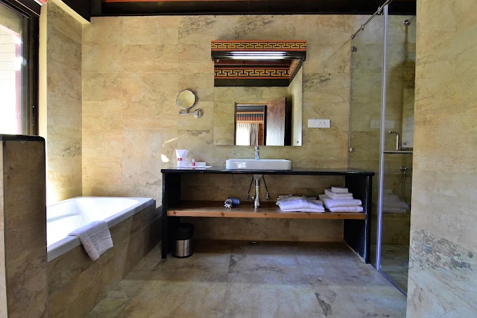 Guest room bathroom